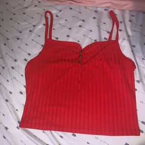 RED CROP TOP